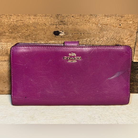 Coach Purple Leather Wallet - Picture 1 of 10